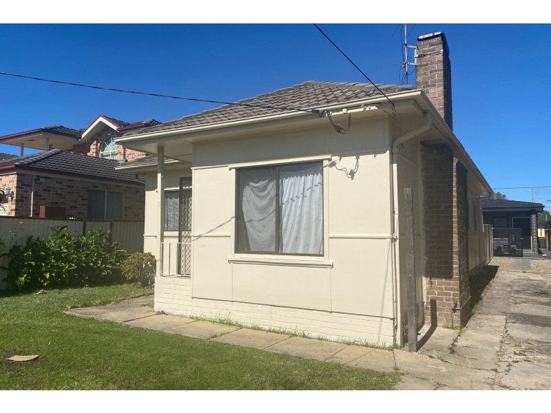 8 Lackey Street, Granville NSW 2142