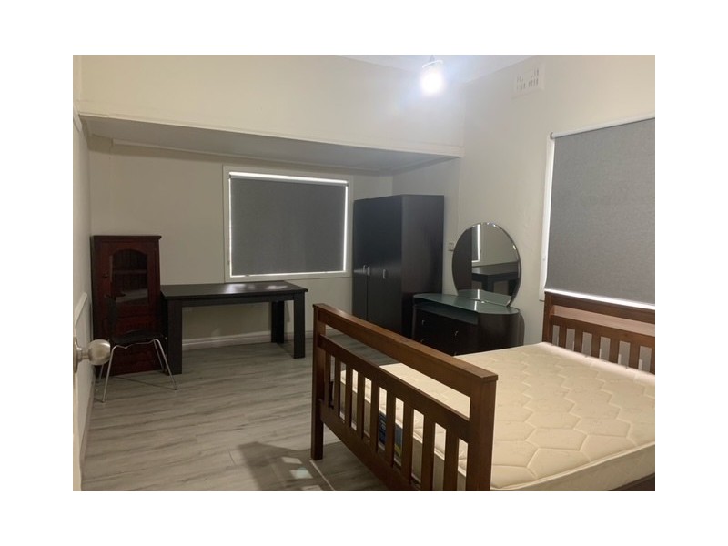 2 Third Street, Granville NSW 2142