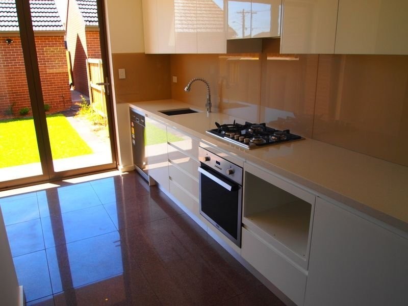 2/21 Albert Street, Granville NSW 2142