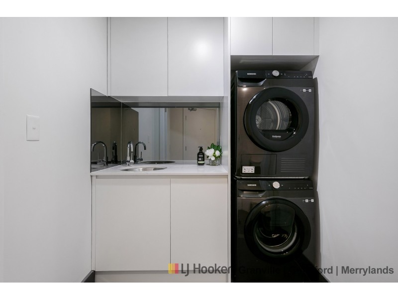 2201/18 Footbridge Boulevarde, Wentworth Point NSW 2127