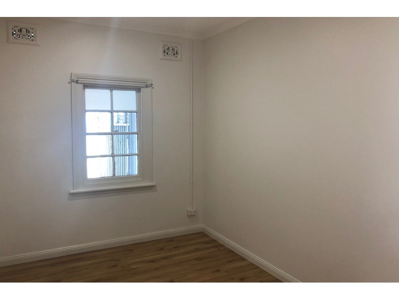 63 Woodville Road, Granville NSW 2142