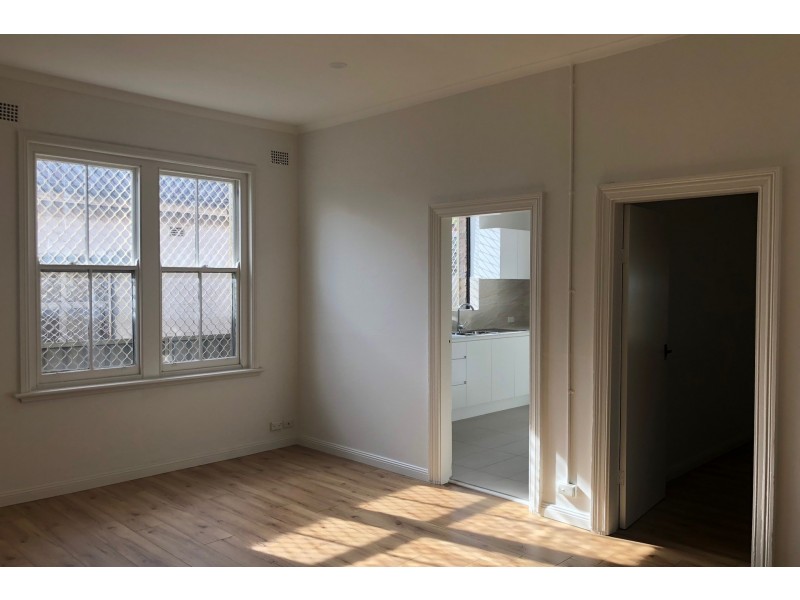 63 Woodville Road, Granville NSW 2142