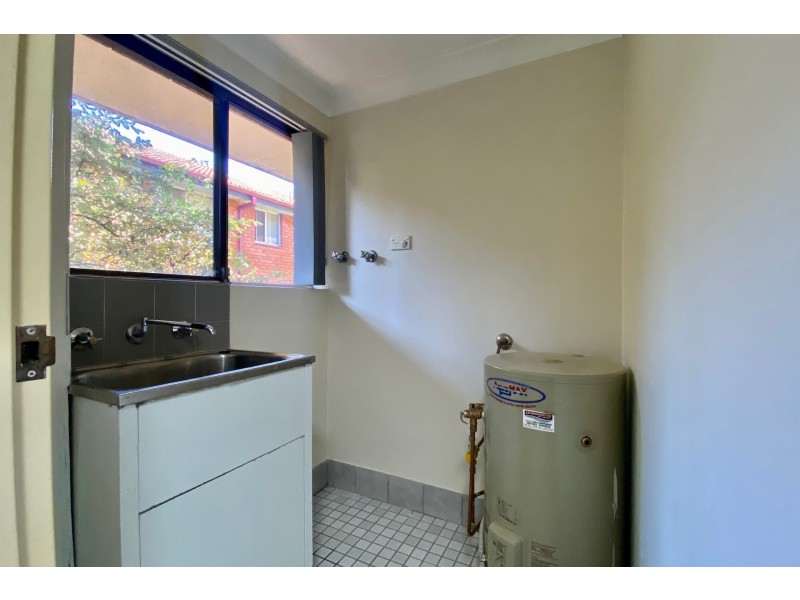 2/4 Maud Street, Granville NSW 2142