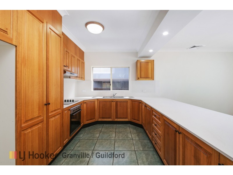 1/6 Bolton Street, Guildford NSW 2161