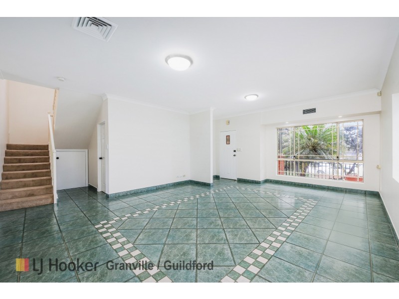 1/6 Bolton Street, Guildford NSW 2161