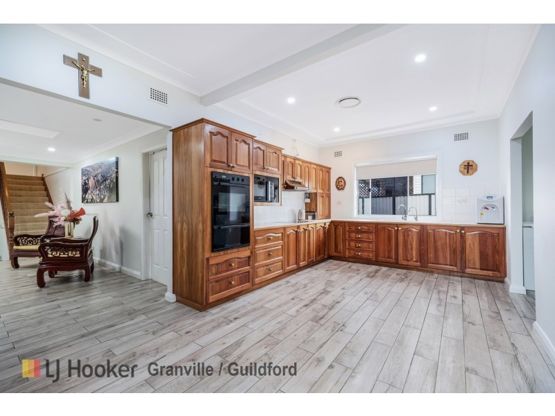 33 Hinchen Street, Guildford NSW 2161