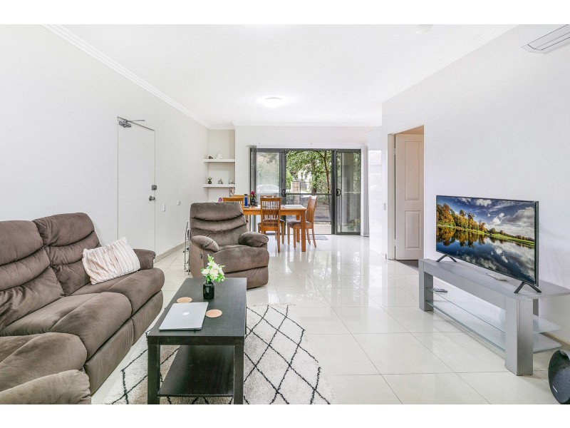 1/81-83 Bangor Street, Guildford NSW 2161