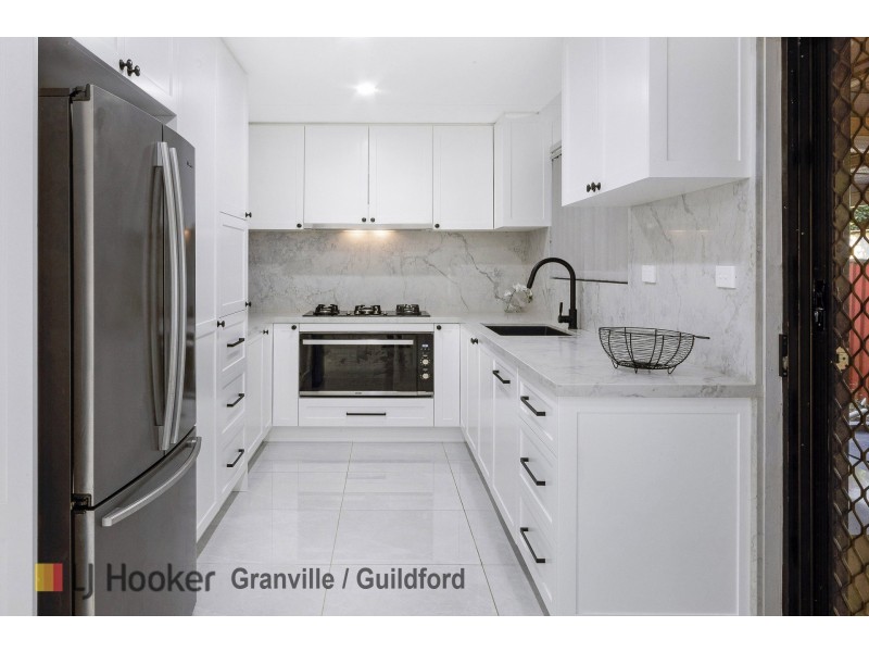 2/33 Clement Street, Guildford NSW 2161