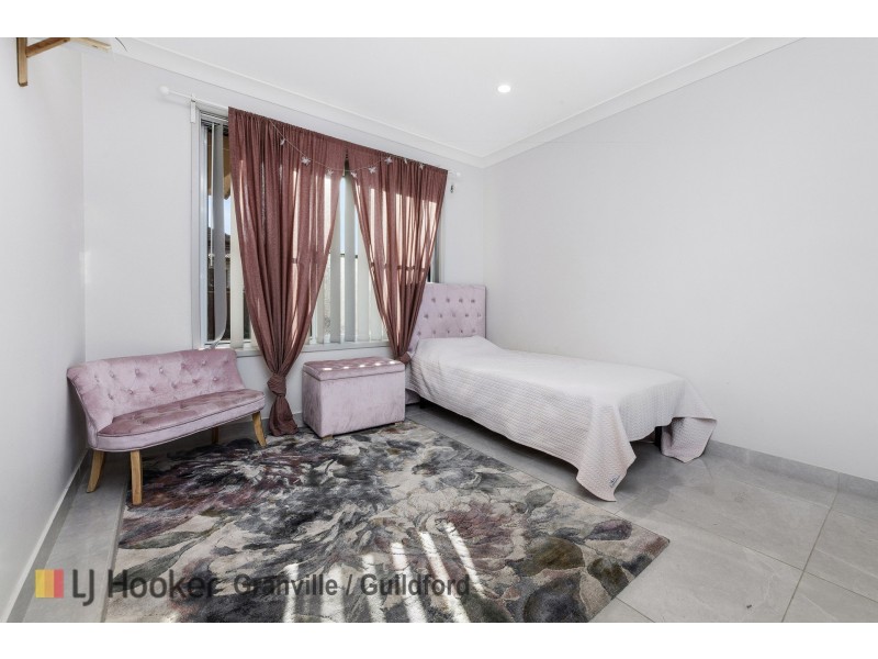 2/33 Clement Street, Guildford NSW 2161