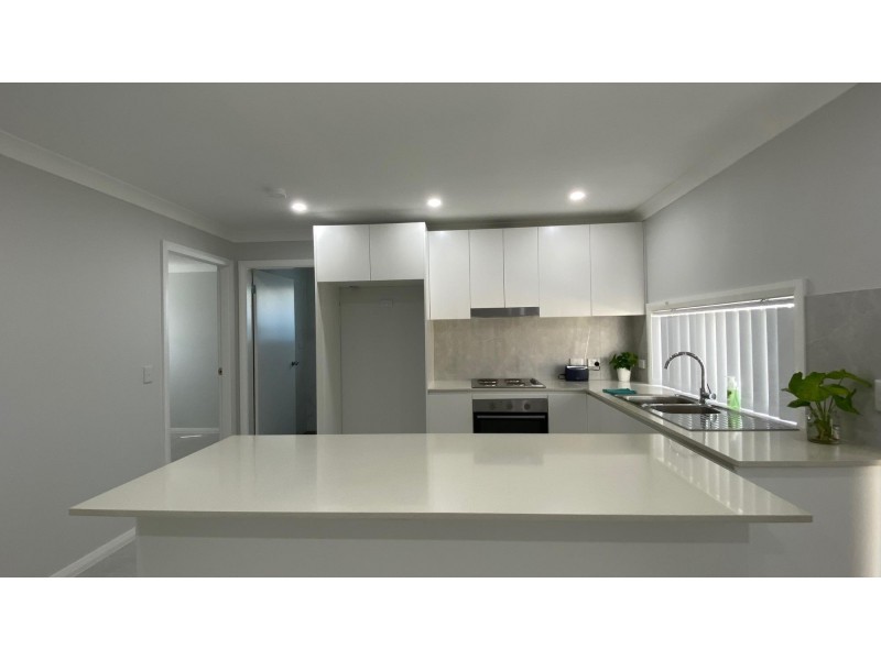 4A Van Dieman Crescent, Fairfield NSW 2165