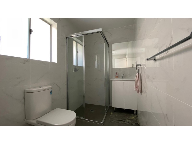 4A Van Dieman Crescent, Fairfield NSW 2165