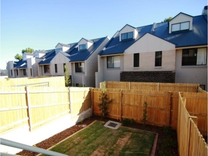 1/76-80 Virginia Street, Rosehill NSW 2142