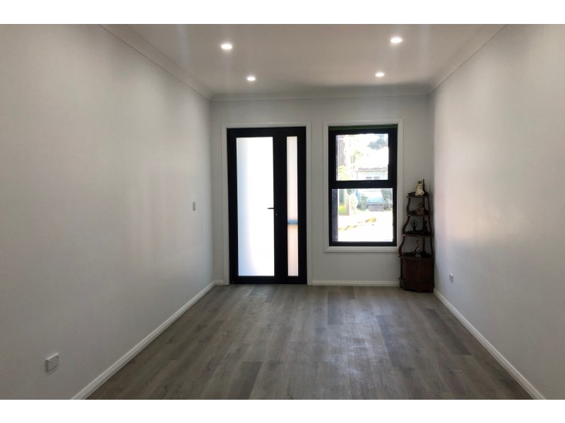 16 Murdock Street, Guildford NSW 2161