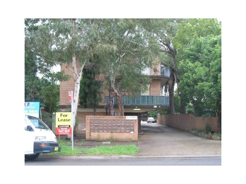 24/11 Louis Street, Granville NSW 2142
