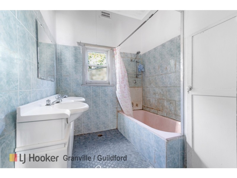 5 McArthur Street, Guildford NSW 2161