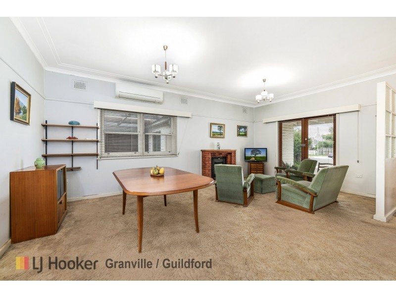 17 The Esplanade, Guildford NSW 2161