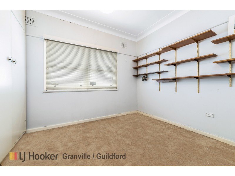 17 The Esplanade, Guildford NSW 2161