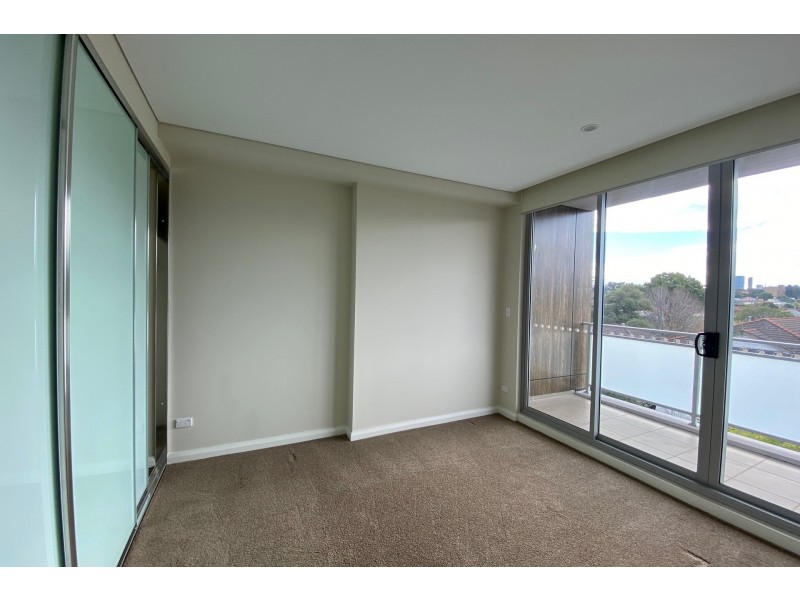 205/18 Louis Street, Granville NSW 2142
