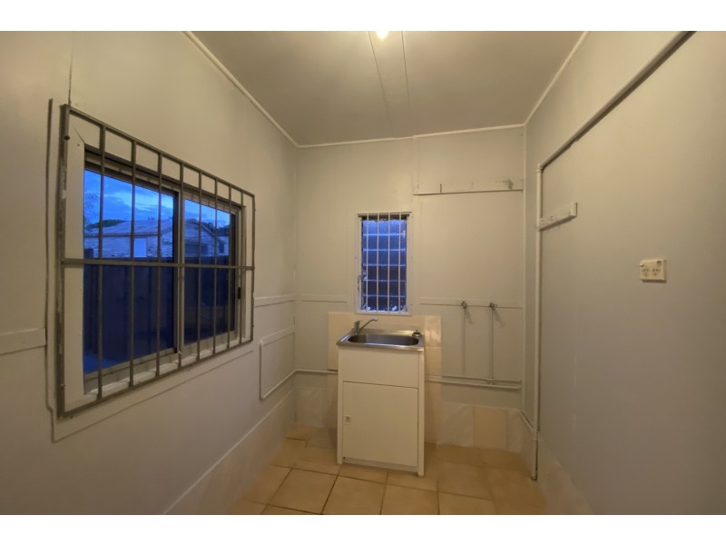 28 Daniel Street, Granville NSW 2142