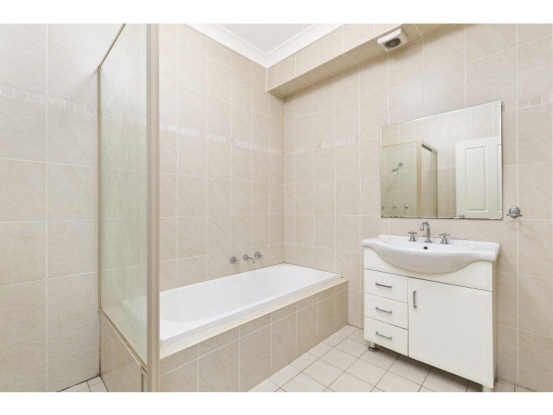 4/2-4 Markey Street, Guildford NSW 2161