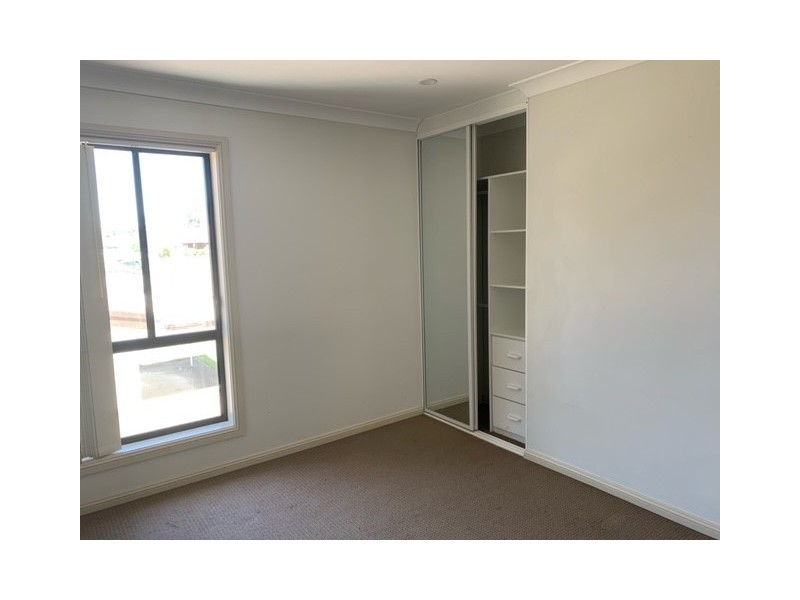 3/8 Erie Street, Granville NSW 2142