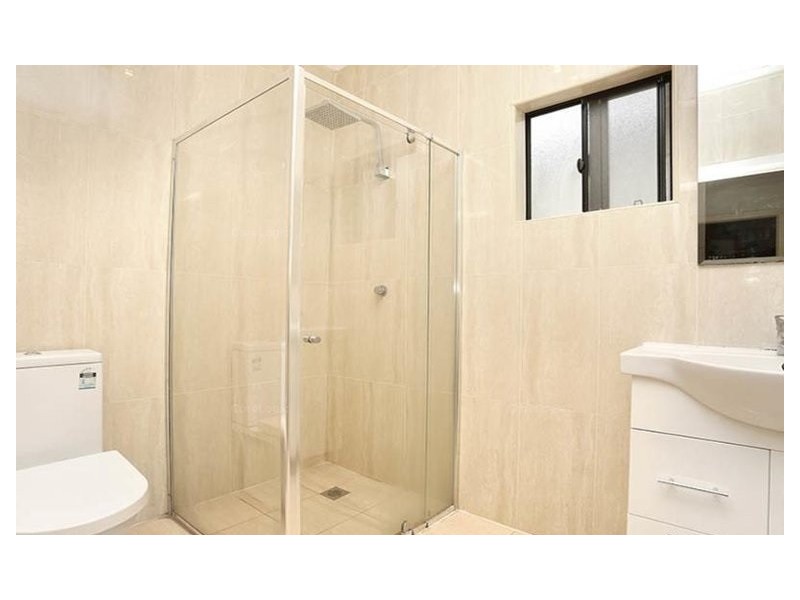 18 James Street, Guildford NSW 2161