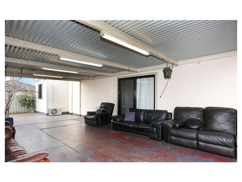 18 James Street, Guildford NSW 2161