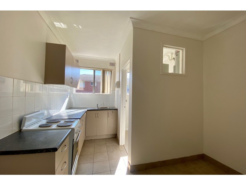 2/43 Manchester Street, Merrylands NSW 2160