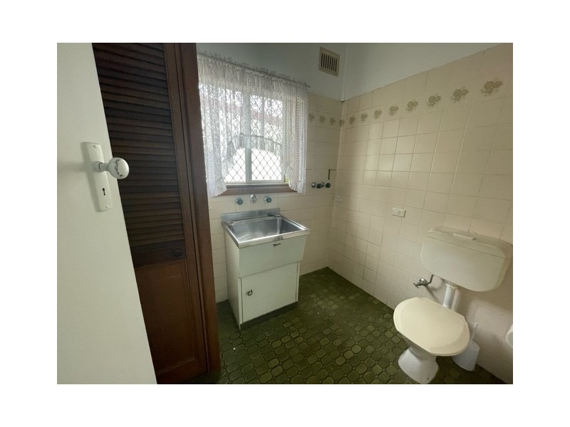 43 Chamberlain Road, Guildford NSW 2161