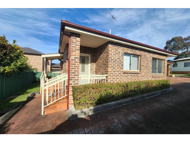 2/14 Richardson Street, Merrylands NSW 2160