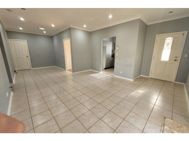 2/14 Richardson Street, Merrylands NSW 2160