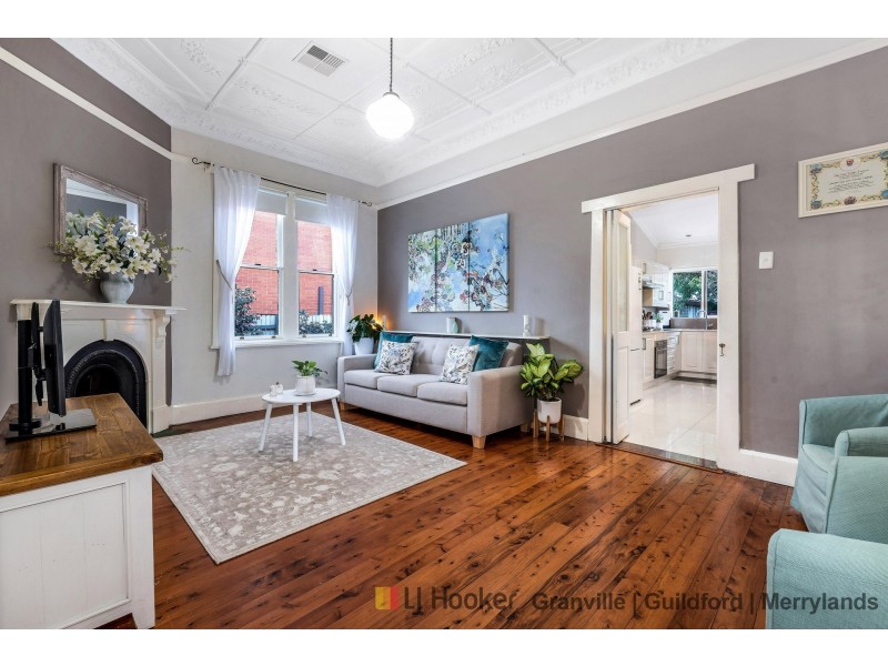 8 Bolton Street, Guildford NSW 2161