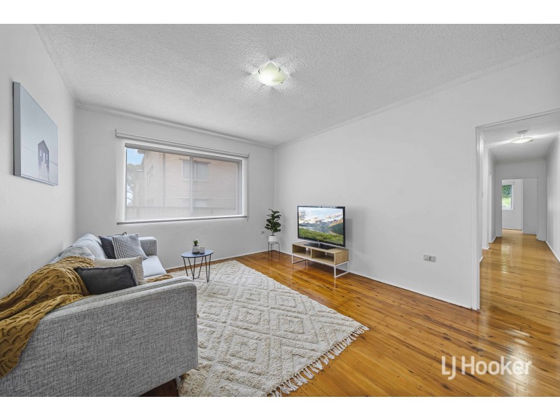 2/15 Todd Street, Merrylands NSW 2160