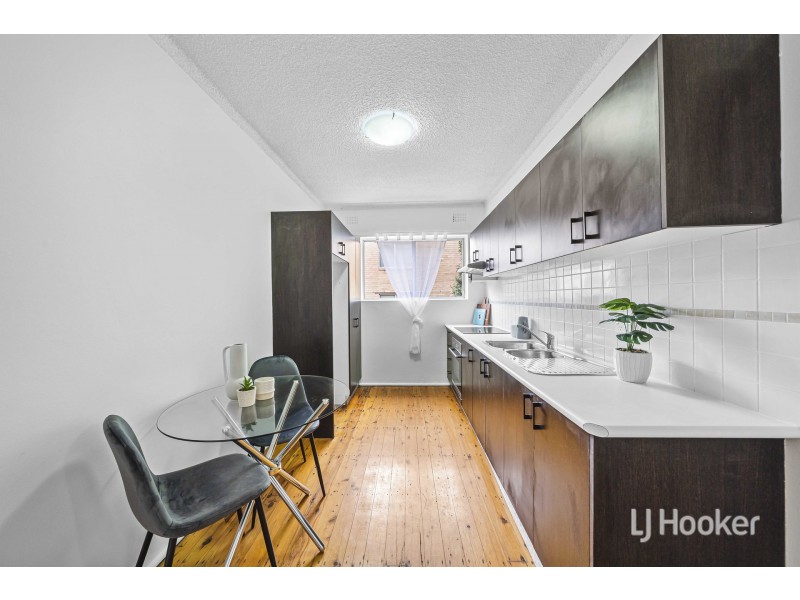 2/15 Todd Street, Merrylands NSW 2160