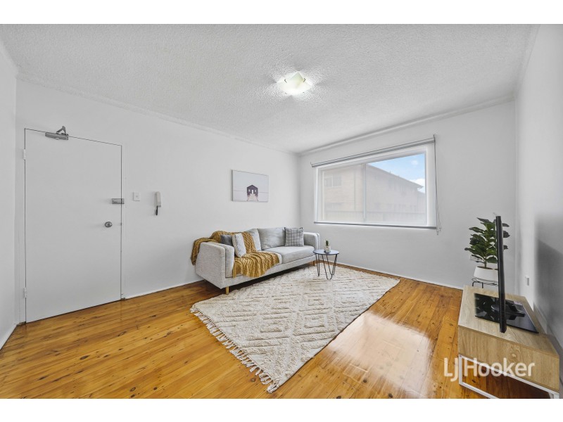 2/15 Todd Street, Merrylands NSW 2160