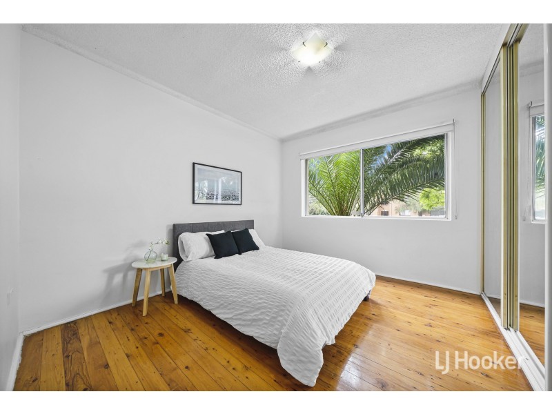 2/15 Todd Street, Merrylands NSW 2160