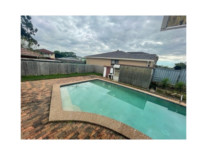 2 Eva Street, Greystanes NSW 2145
