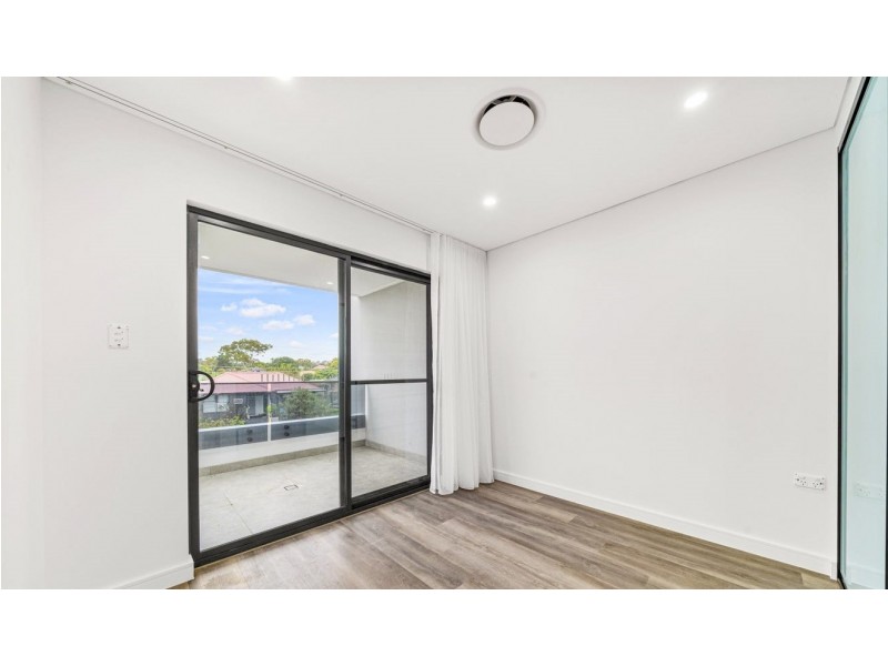 4 Goonaroi Street, Villawood NSW 2163