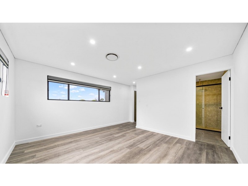 4 Goonaroi Street, Villawood NSW 2163