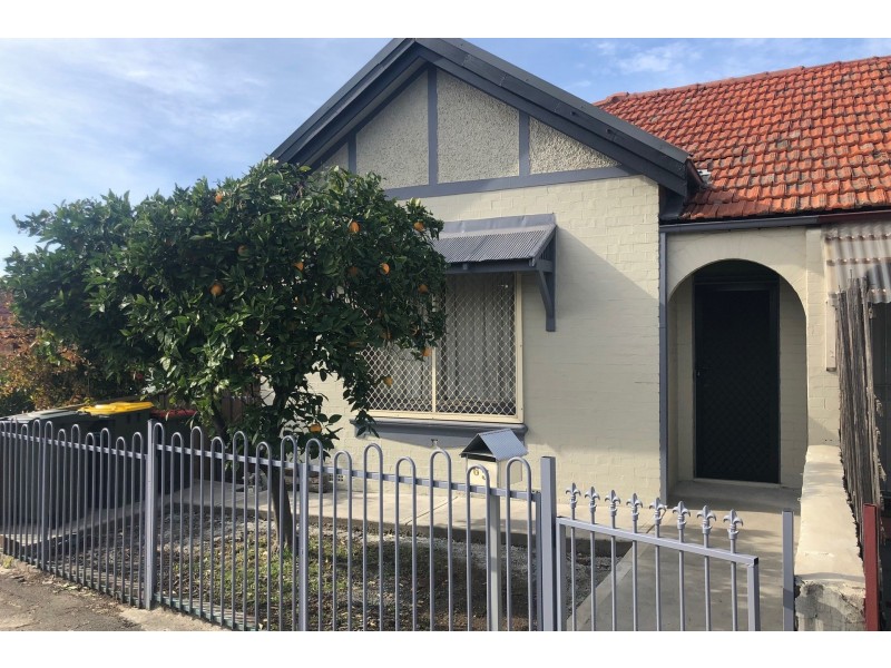 63 Woodville Road, Granville NSW 2142