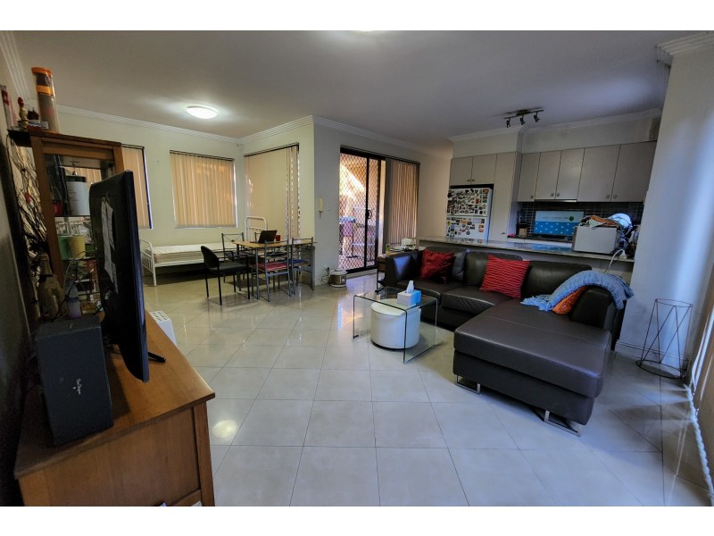 2/7 Talbot Road, Guildford NSW 2161