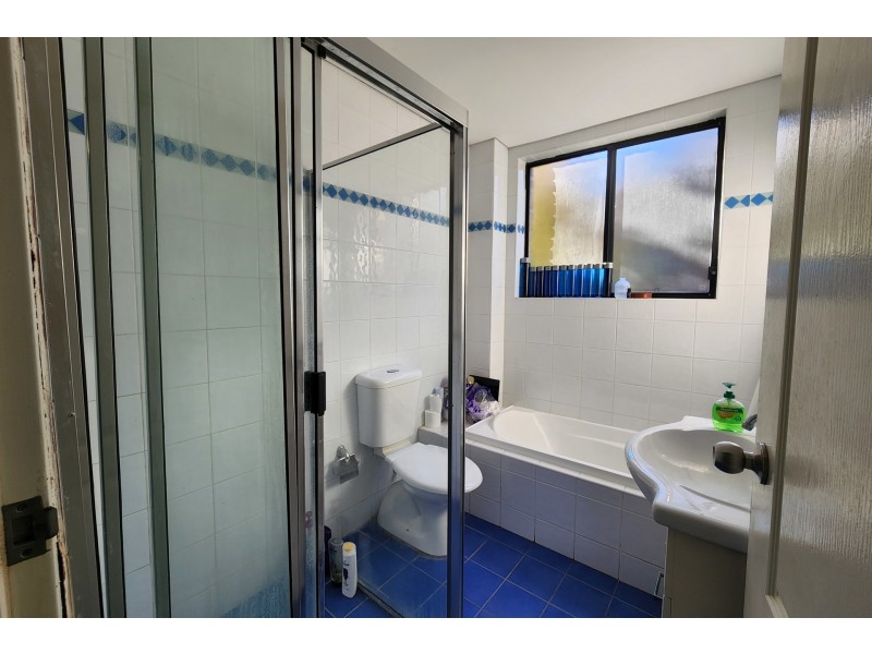 2/7 Talbot Road, Guildford NSW 2161