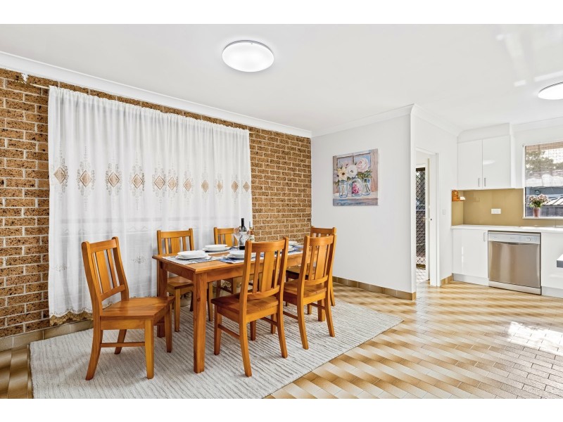 2/6a Claremont Street, Merrylands NSW 2160