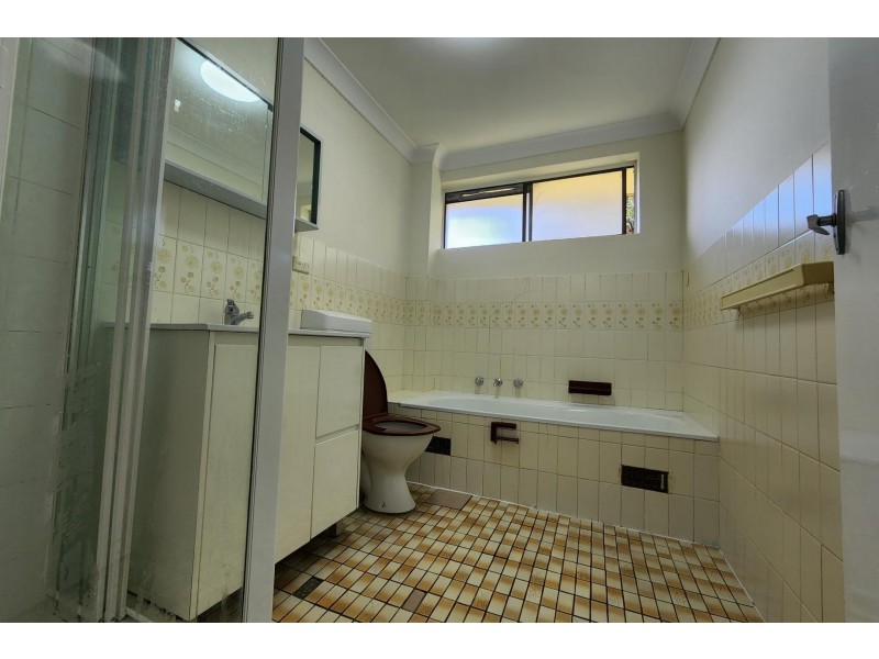 12/21-25 Blaxcell Street, Granville NSW 2142