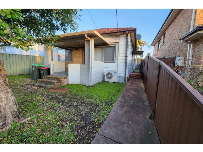 66 Farnell Street, Merrylands NSW 2160