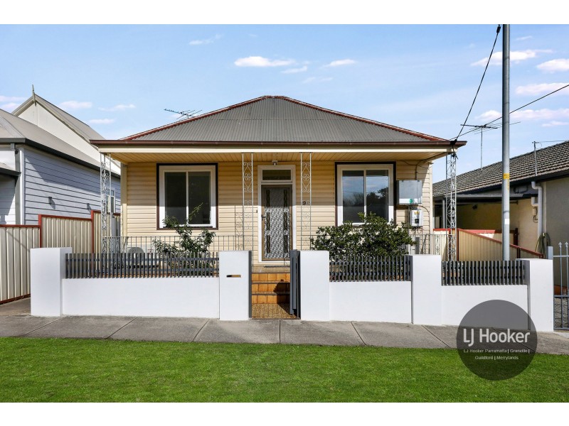 8 Charles Street, Granville NSW 2142