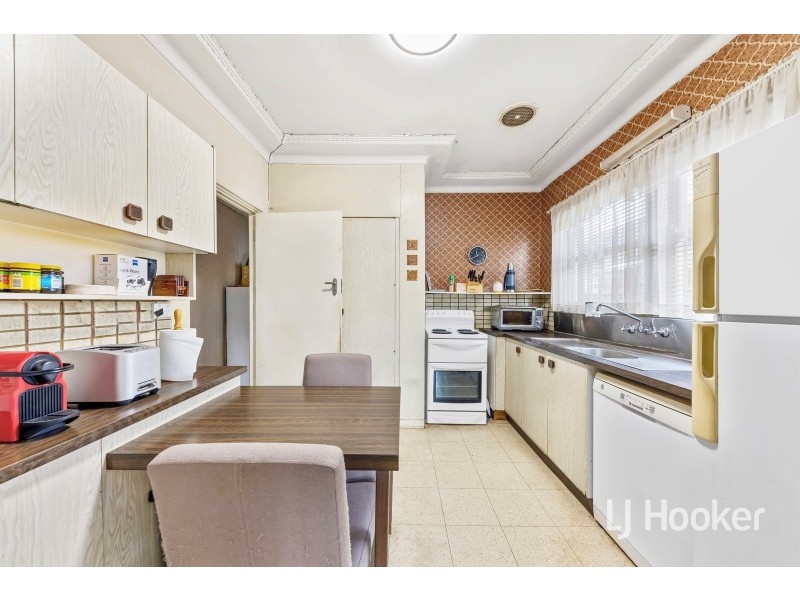 12 Malvern Avenue, Merrylands NSW 2160