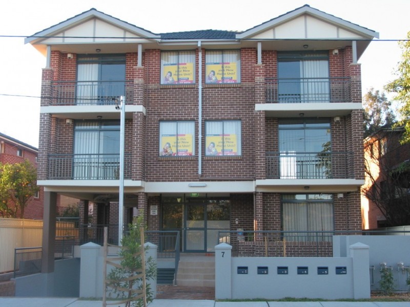 3/5-7 New York Street, Granville NSW 2142