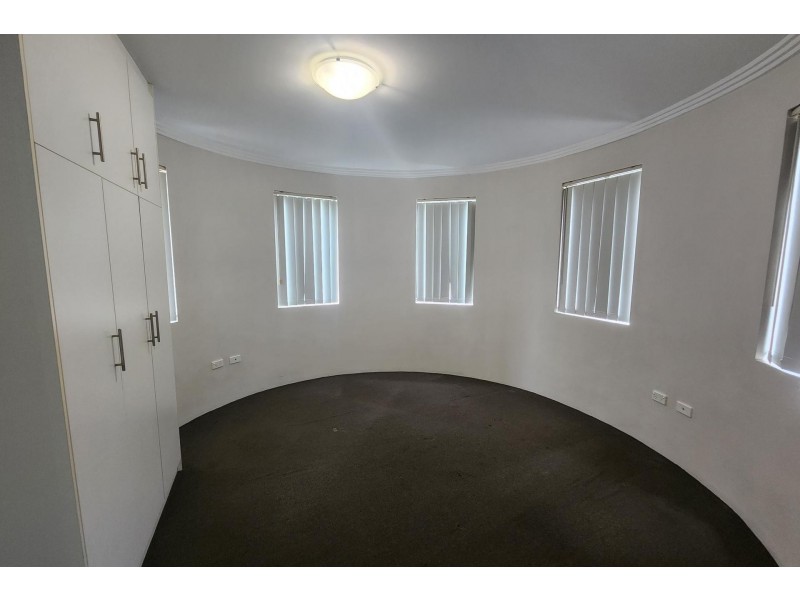 4/77-79 Mountford Avenue, Guildford NSW 2161