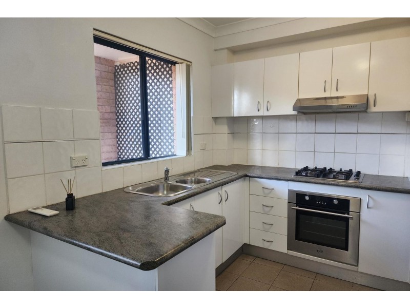 6/10-14 Calliope Street, Guildford NSW 2161